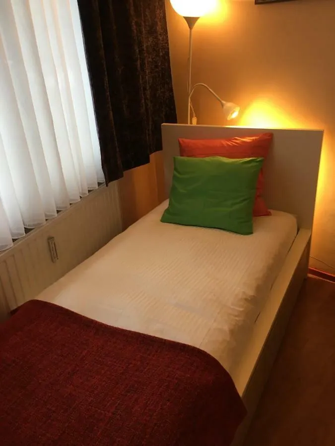 One-Bedroom Apartment Near Atomium Brussel